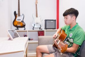 hoc dan guitar 9