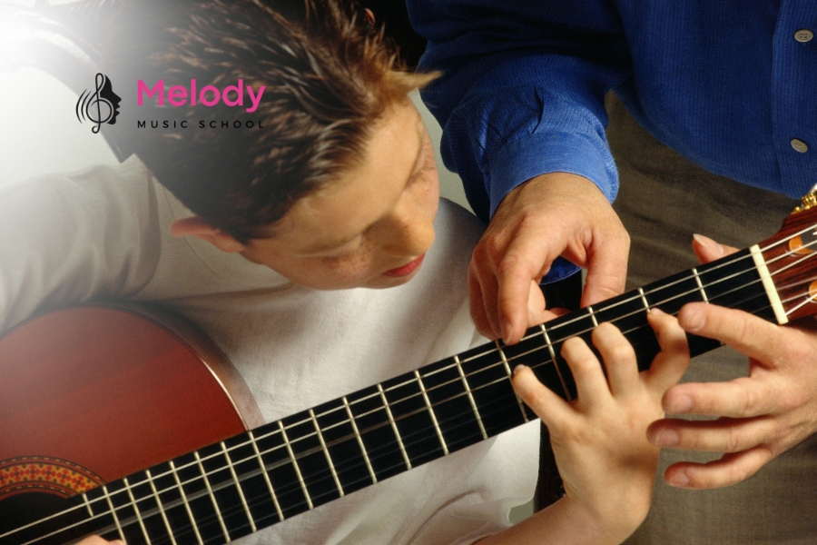 Địa Điểm Học Đàn Guitar Bình Chánh Uy Tín Chất Lượng 8 Khóa học guitar tại Melody Bình Chánh phù hợp mọi lứa tuổi và trình độ, từ cơ bản đến nâng cao