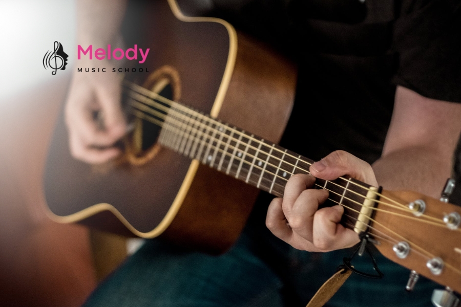 Địa Điểm Học Đàn Guitar Quận 1 Uy Tín Chất Lượng 2 Đàn guitar là nhạc cụ phổ biến, đa dạng và phù hợp với nhiều thể loại âm nhạc