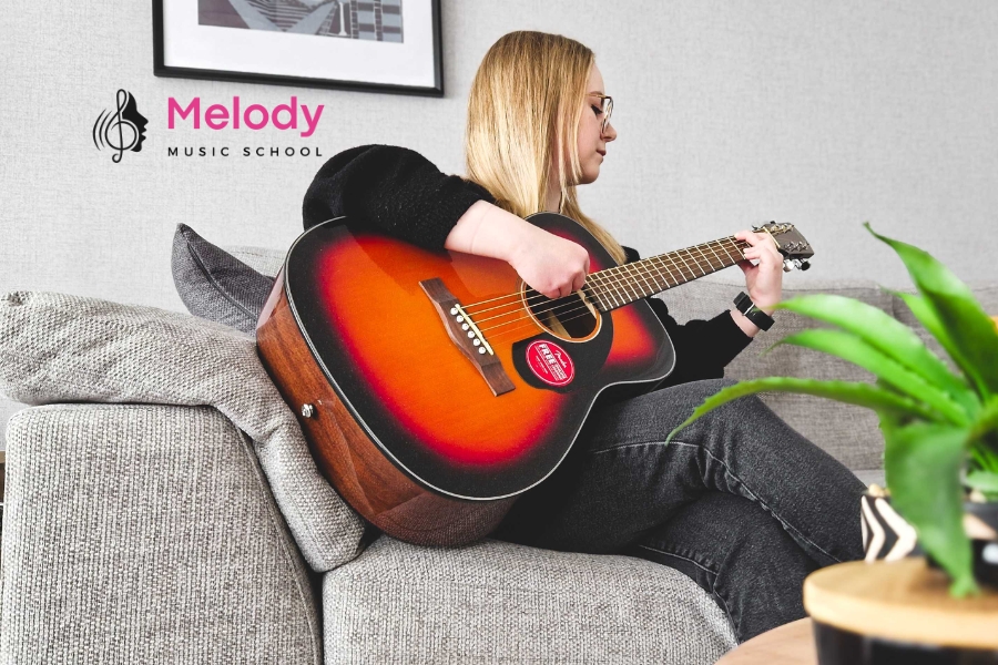 Địa Điểm Học Đàn Guitar Quận 12 Uy Tín Chất Lượng 2 Đàn guitar là nhạc cụ phổ biến với âm thanh đa dạng, phù hợp nhiều phong cách và đối tượng học nhạc