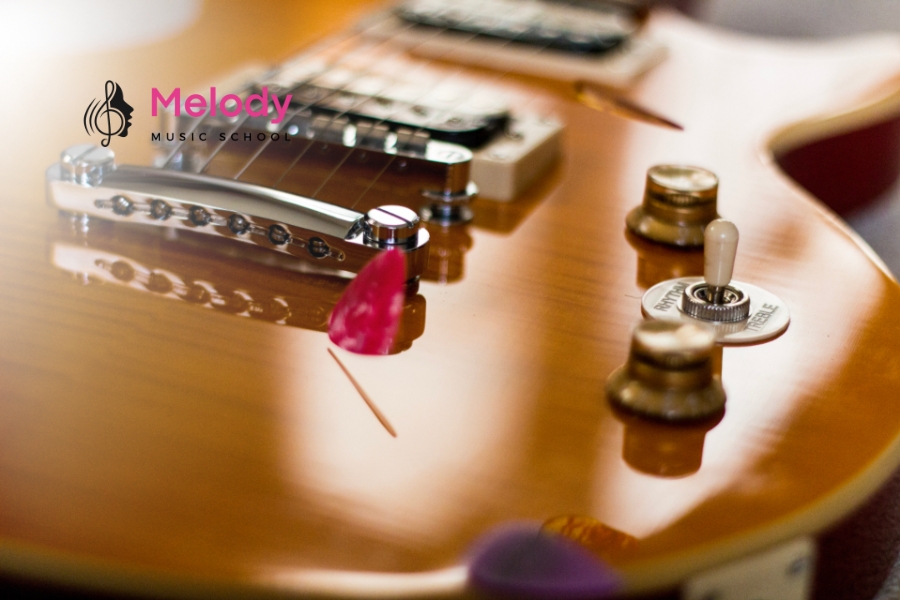 Địa Điểm Học Đàn Guitar Quận Hà Đông Uy Tín Chất Lượng 3 Chơi đàn guitar giúp phát triển vận động, trí nhớ và khả năng tập trung