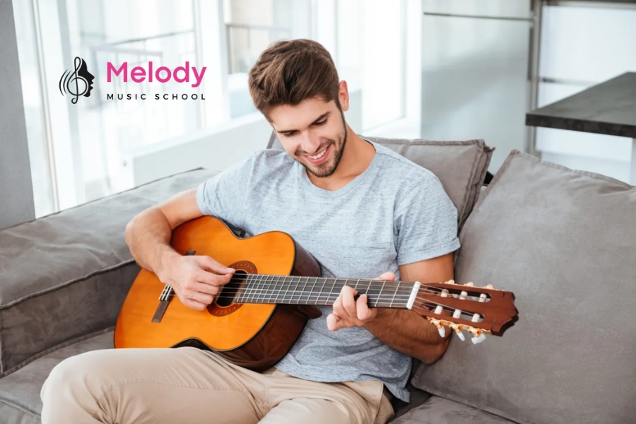 Địa Điểm Học Đàn Guitar Quận Thanh Xuân Uy Tín Chất Lượng 7 Khóa guitar tại Melody Thanh Xuân phù hợp cho mọi lứa tuổi và trình độ học viên
