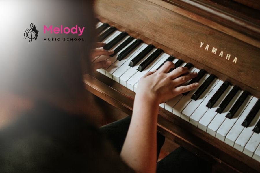 Địa Điểm Học Đàn Piano Huyện Nhà Bè-Bình Chánh Uy Tín 12 Melody Nhà Bè–Bình Chánh mang đến đào tạo piano cá nhân hóa và môi trường học chuyên nghiệp