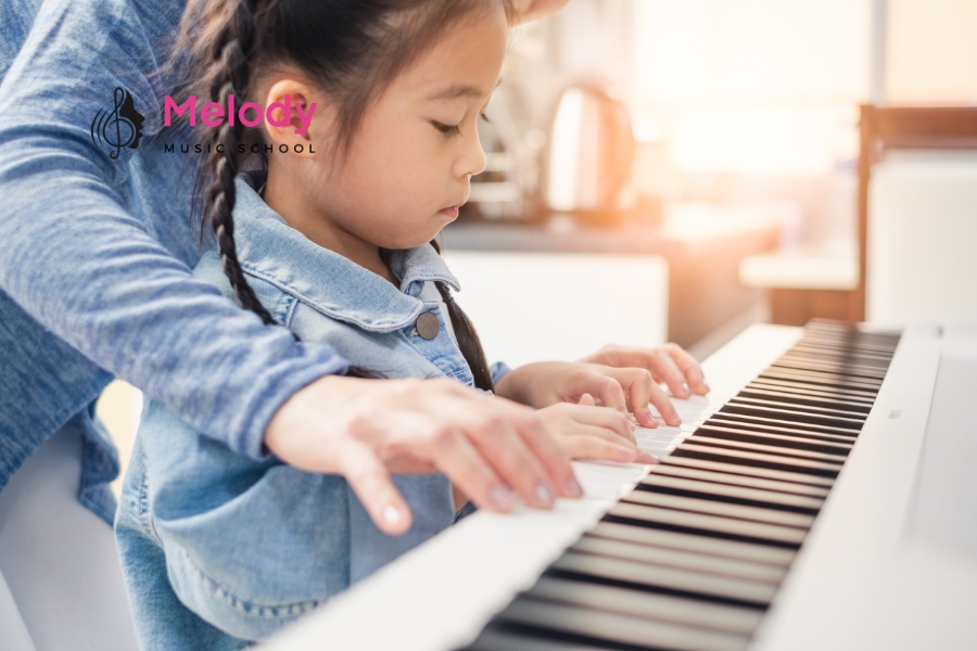 Địa Điểm Học Đàn Piano Huyện Nhà Bè-Bình Chánh Uy Tín 14 Khóa học piano tại Melody Nhà Bè–Bình Chánh phù hợp cho mọi độ tuổi và trình độ học viên