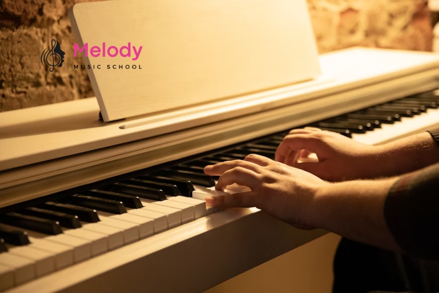 Địa Điểm Học Đàn Piano Tại Quận 1 Uy Tín Chất Lượng 12 Học piano tại Melody quận 1 giúp phát triển kỹ năng và mở rộng cơ hội âm nhạc