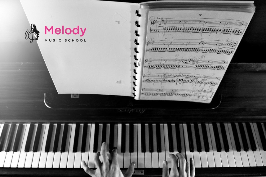 Địa Điểm Học Đàn Piano Tại Quận 10 Uy Tín Chất Lượng 10 Chơi piano giúp phát triển trí não, rèn kỷ luật, giảm stress và tăng kỹ năng xã hội