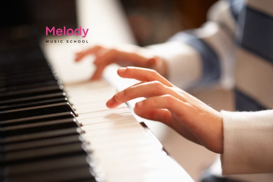 Địa Điểm Học Đàn Piano Tại Quận 5 Uy Tín Chất Lượng 14 Melody quận 5 dạy piano cho mọi lứa tuổi, từ trẻ nhỏ đến người lớn tuổi