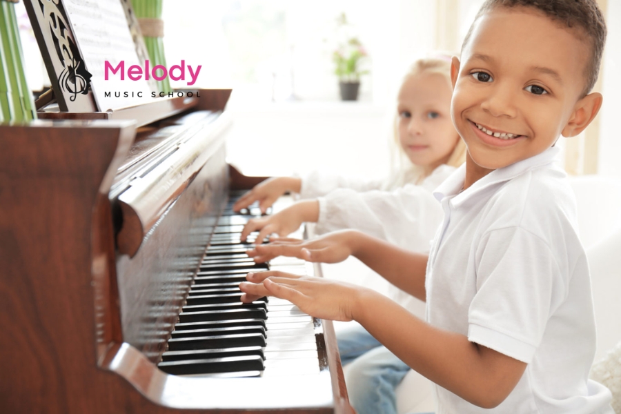 Địa Điểm Học Đàn Piano Tại Quận 8 Uy Tín Chất Lượng 14 Chơi piano mang lại lợi ích phát triển trí tuệ và tinh thần cho mọi lứa tuổi