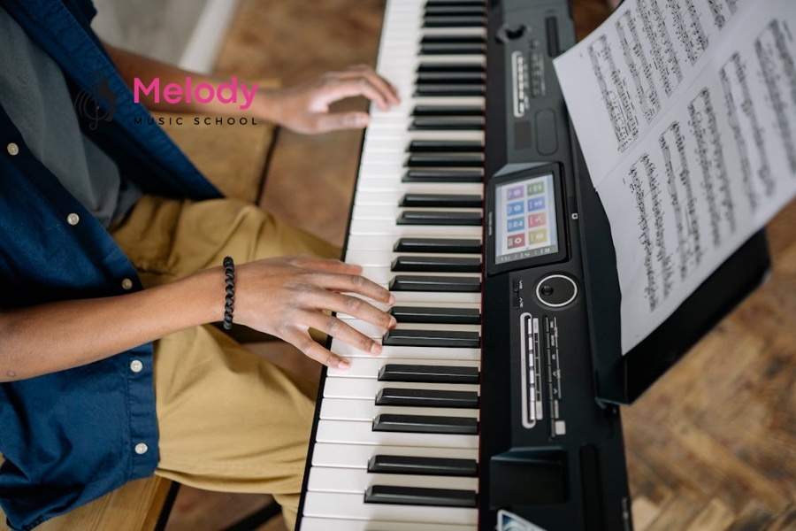 Địa Điểm Học Đàn Piano Quận Bắc Từ Liêm-Nam Từ Liêm 14 Melody Bắc–Nam Từ Liêm dạy piano cho mọi lứa tuổi, từ trẻ em đến người cao tuổi