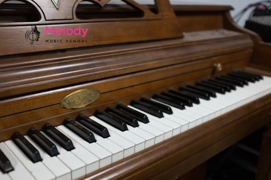 Địa Điểm Học Đàn Piano Quận Bình Tân Uy Tín Chất Lượng 10 Chơi đàn piano giúp phát triển kỹ năng, tăng tập trung và cải thiện tinh thần