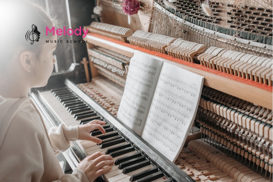 Địa Điểm Học Đàn Piano Quận Đống Đa Uy Tín Chất Lượng 14 Khóa học piano tại Melody Đống Đa phù hợp cho mọi lứa tuổi và trình độ âm nhạc khác nhau