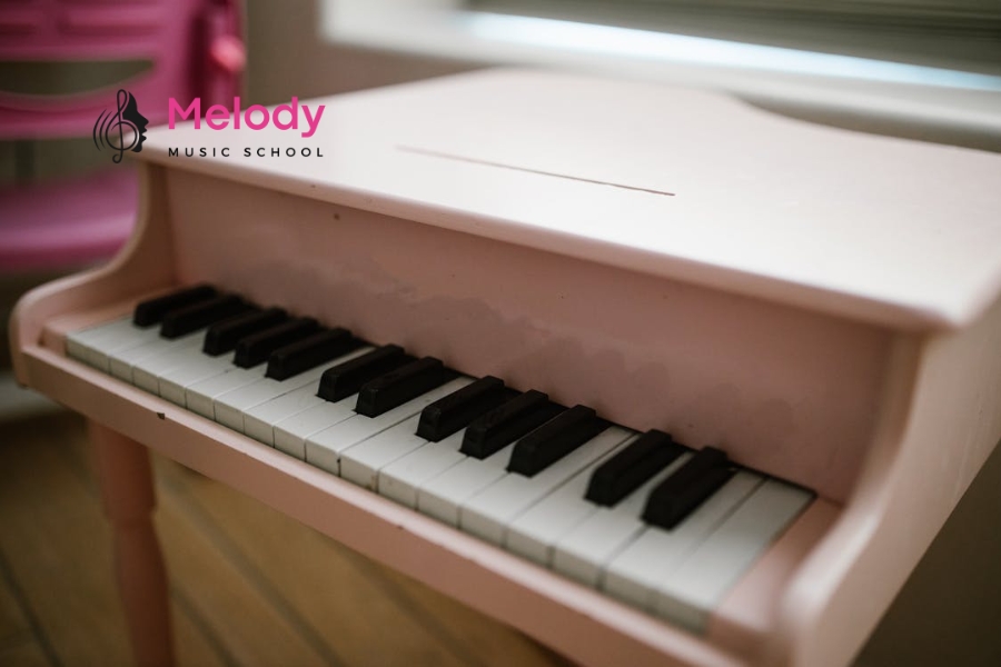 Địa Điểm Học Đàn Piano Quận Gò Vấp Uy Tín Chất Lượng 14 Melody Gò Vấp dạy piano cho mọi lứa tuổi, từ trẻ em đến người lớn tuổi yêu âm nhạc