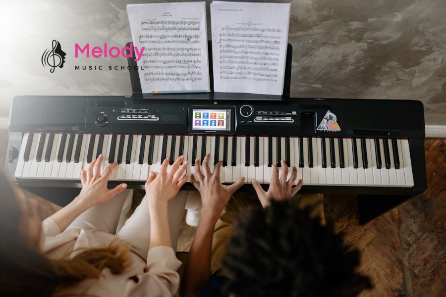 Địa Điểm Học Đàn Piano Quận Hà Đông Uy Tín Chất Lượng 9 Melody giới thiệu các loại đàn piano và tư vấn chọn đàn phù hợp cho người học