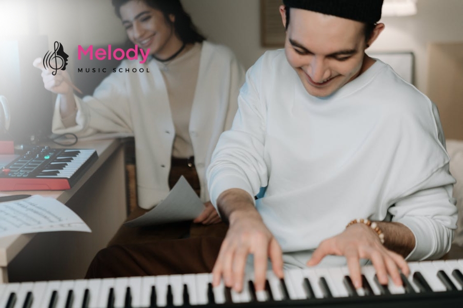 Địa Điểm Học Đàn Piano Quận Hoàn Kiếm Uy Tín Chất Lượng 15 Melody Hoàn Kiếm đào tạo piano từ cơ bản đến nâng cao, cá nhân hóa theo trình độ học viên