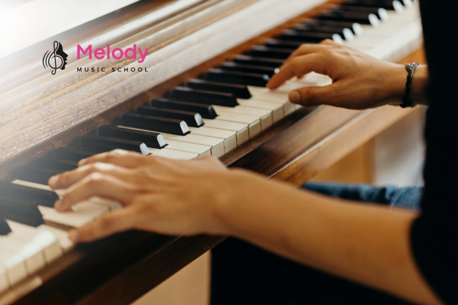 Địa Điểm Học Đàn Piano Quận Phú Nhuận Uy Tín Chất Lượng 9 Melody Phú Nhuận giới thiệu các loại đàn piano phù hợp cho từng nhu cầu học