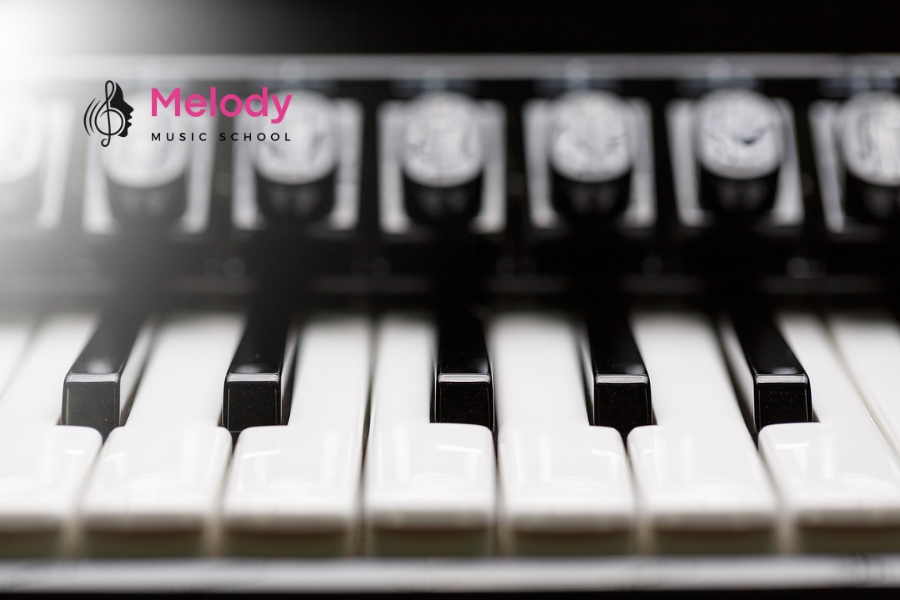 Địa Điểm Học Đàn Piano Quận Tân Phú Uy Tín Chất Lượng 10 Chơi đàn piano giúp phát triển kỹ năng, tăng tập trung và cải thiện tinh thần