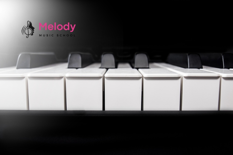 Địa Điểm Học Đàn Piano Quận Tây Hồ Uy Tín Chất Lượng 9 Piano là nhạc cụ phổ biến với hai loại cơ và điện phù hợp nhiều nhu cầu chơi