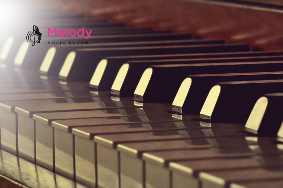 Địa Điểm Học Đàn Piano Quận Thanh Xuân Uy Tín Chất Lượng 9 Đàn piano là nhạc cụ phổ biến với hai loại chính là piano cơ và piano điện