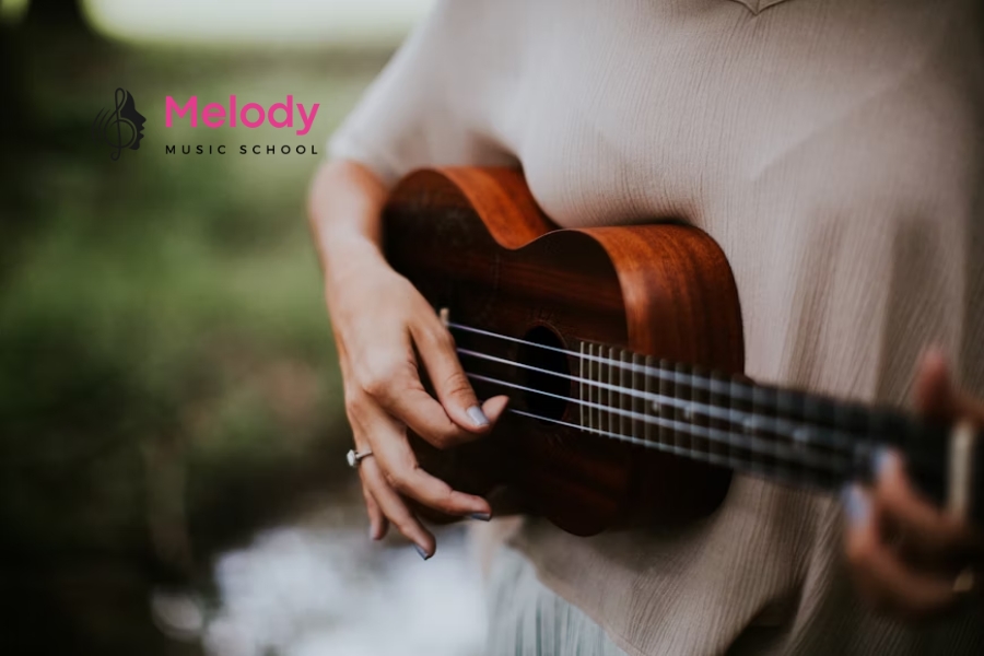 Địa Điểm Học Đàn Ukulele Quận 1-2-3-4 Uy Tín Chất Lượng 14 Lớp ukulele tại Melody quận 1–4 phù hợp mọi lứa tuổi yêu âm nhạc và sáng tạo