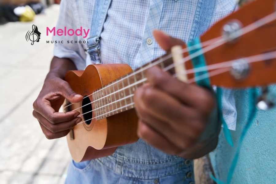 Địa Điểm Học Đàn Ukulele Quận 9-10-11-12 Uy Tín Chất Lượng 12 Học ukulele tại Melody quận 9–10–11–12 giúp phát triển kỹ năng toàn diện