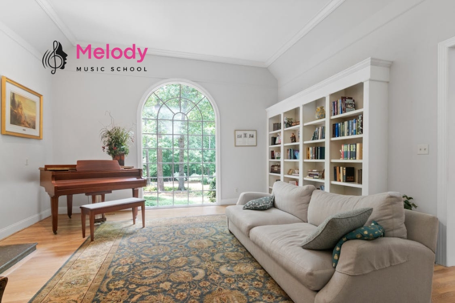 Bí Quyết Bảo Quản Đàn Piano Cơ Đúng Cách 15 Melody không chỉ dạy piano mà còn hướng dẫn bảo quản đàn đúng cách cho học viên