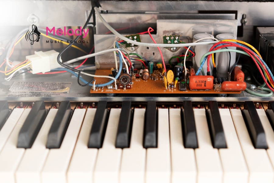 Cách Khắc Phục Lỗi Phím Đàn Piano Điện Nhanh 12 Phím đàn bị hỏng nặng cần được đánh giá và thay thế đúng cách để đảm bảo hoạt động