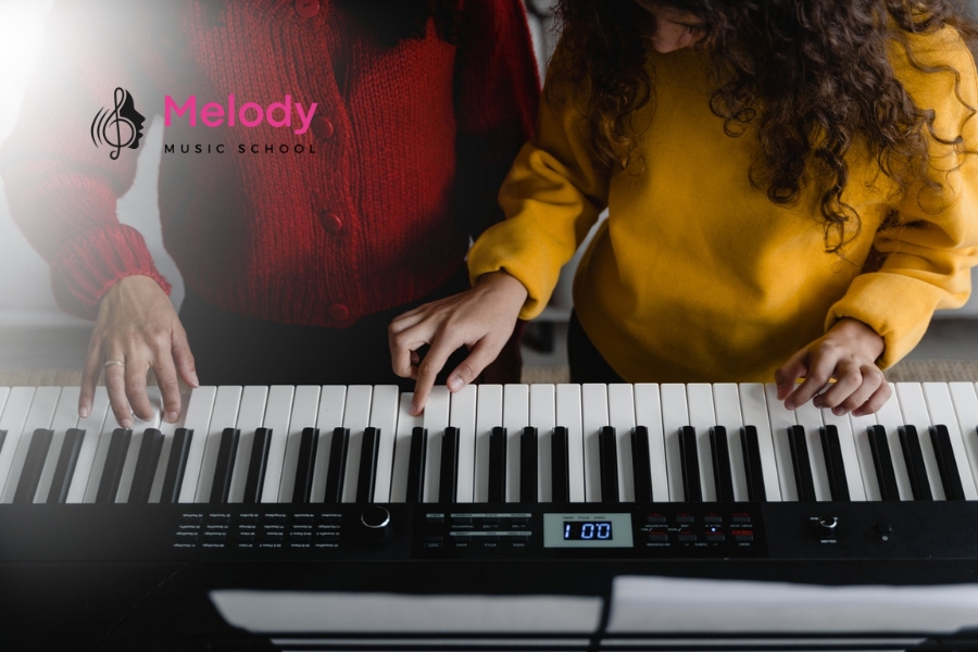 Chọn Piano Cho Người Mới Học Tốt Nhất 2025 11 Yamaha U1, Kawai K-200 và U3H là lựa chọn piano cơ tốt cho người mới bắt đầu
