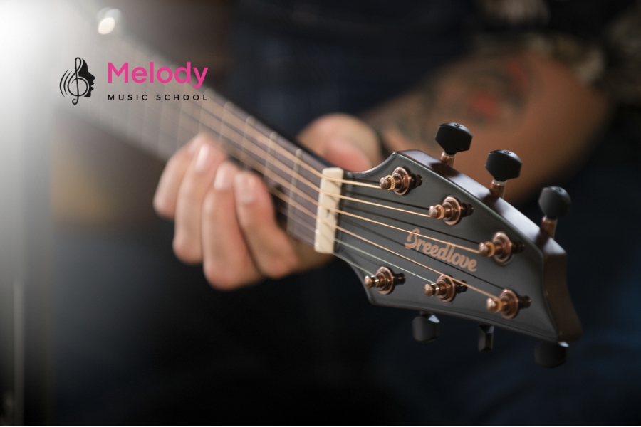 Đầu Đàn Guitar: Các Loại Phổ Biến &Amp; Cách Chọn Đúng 7 Đầu đàn ổn định giúp học viên dễ tập trung và tiến bộ nhanh khi học đàn