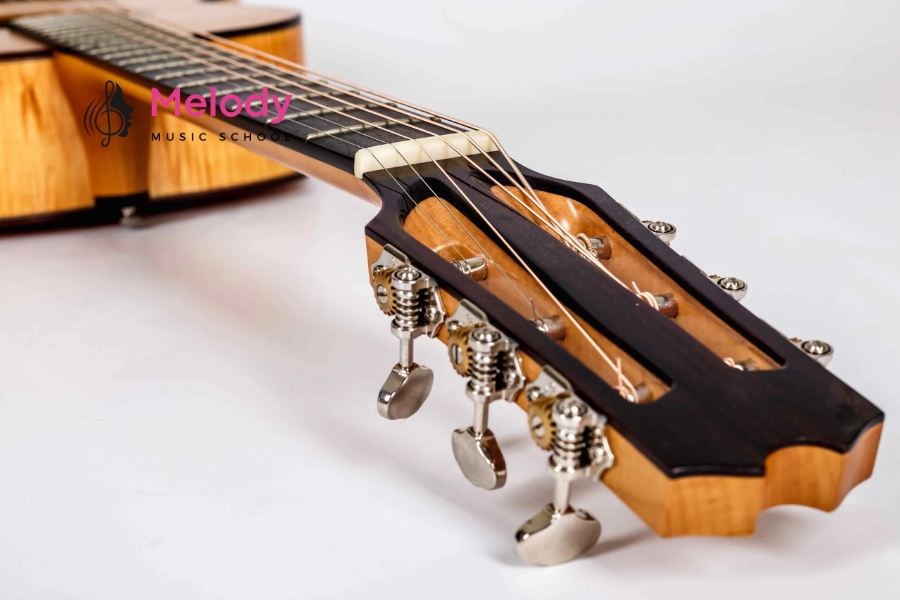 Đầu Đàn Guitar: Các Loại Phổ Biến &Amp; Cách Chọn Đúng 9 Đầu đàn phù hợp giúp học viên mới dễ học và nâng cao chất lượng âm thanh