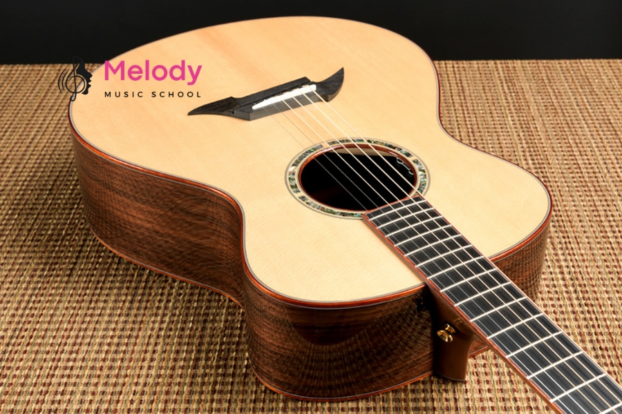 Gỗ Làm Guitar Phổ Biến: Ảnh Hưởng Đến Âm Thanh Ra Sao? 11 Guitar acoustic/classic chuộng gỗ Spruce, Cedar, Rosewood; guitar điện dùng Alder, Maple, Ebony