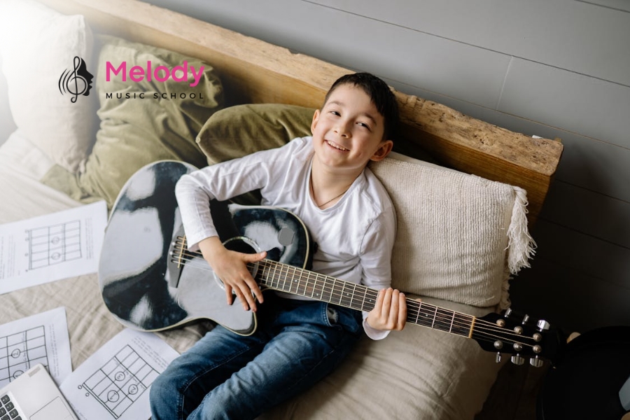 Guitar Classic Hãng Nào Tốt? Top Thương Hiệu Nên Mua 11 Bạn nên xác định mục tiêu, hiểu cấu tạo, chọn kích thước và hỏi ý kiến chuyên gia