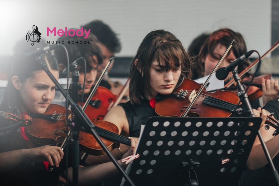 9+ Lợi Ích Tuyệt Vời Khi Học Violin Ít Ai Biết 9 Học violin giúp tăng tự tin, kết nối xã hội và mở rộng cơ hội học tập, nghề nghiệp
