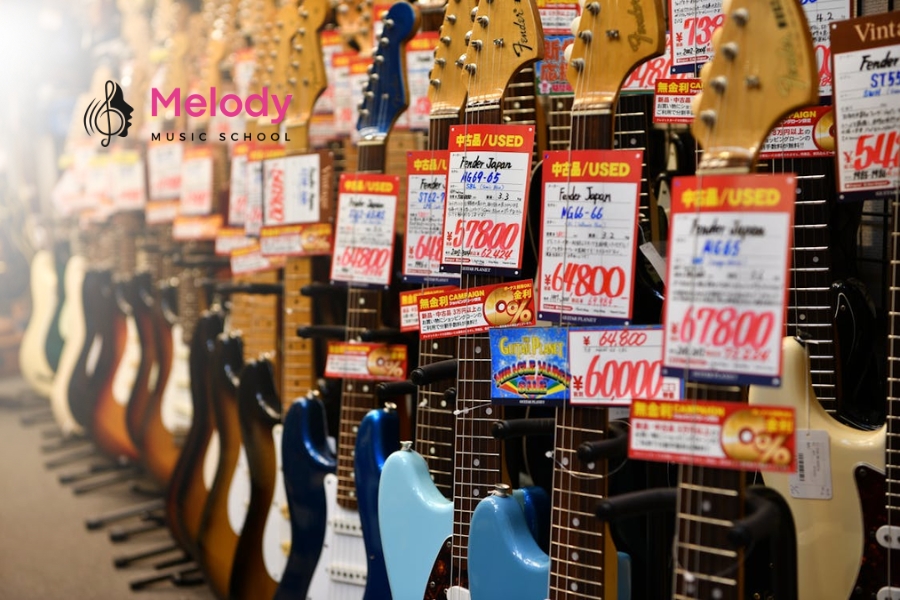Mua Guitar Cho Người Mới: Hướng Dẫn Chọn Đúng Chuẩn 10 Nên đầu tư 1.8–2.5 triệu cho đàn guitar đầu tiên, tránh đàn quá rẻ hoặc quá đắt khi mới học