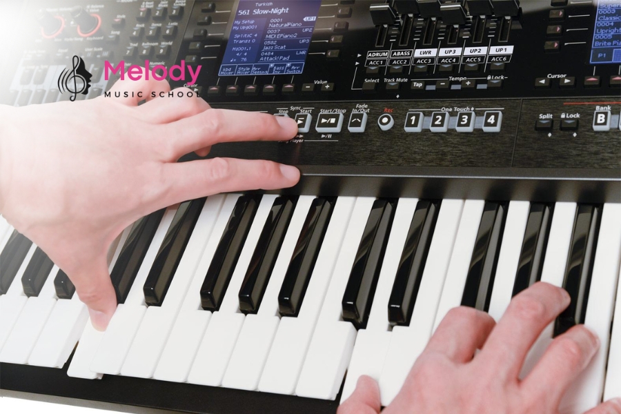 So Sánh Organ Yamaha Và Casio: Chọn Mua Loại Nào Tốt? 12 Chọn đàn organ phù hợp cần xác định mục đích, ngân sách và trải nghiệm thực tế