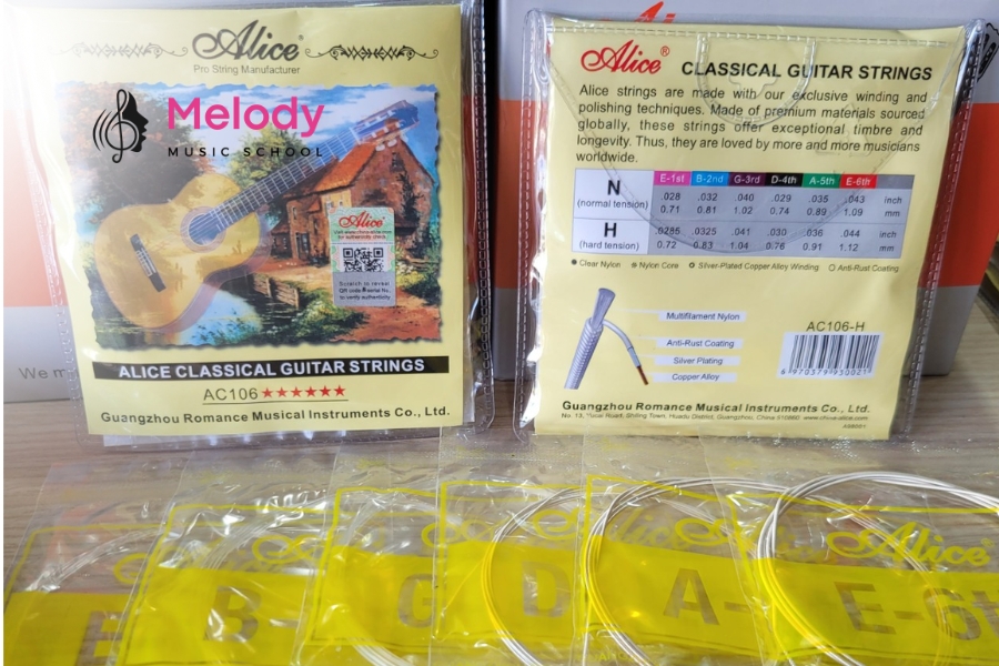 Top Dây Guitar Nylon Tốt Nhất Cho Mọi Trình Độ 2025 15 Dây Alice A106 giá rẻ, dây mềm, lý tưởng cho học sinh và người mới học đàn