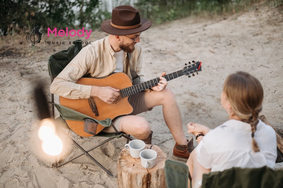 Top 5+ Guitar Acoustic Mini Du Lịch Đáng Mua Nhất 16 Guitar du lịch cần âm thanh cân bằng, rõ nét và intonation chính xác