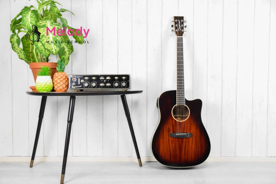 Top Guitar Dáng D Khuyết Đáng Mua Nhất Năm 2025 10 Fender CD-60SCE và Takamine GD20CE-NS là hai mẫu guitar tầm trung đáng tin cậy, phù hợp cả học tập lẫn biểu diễn