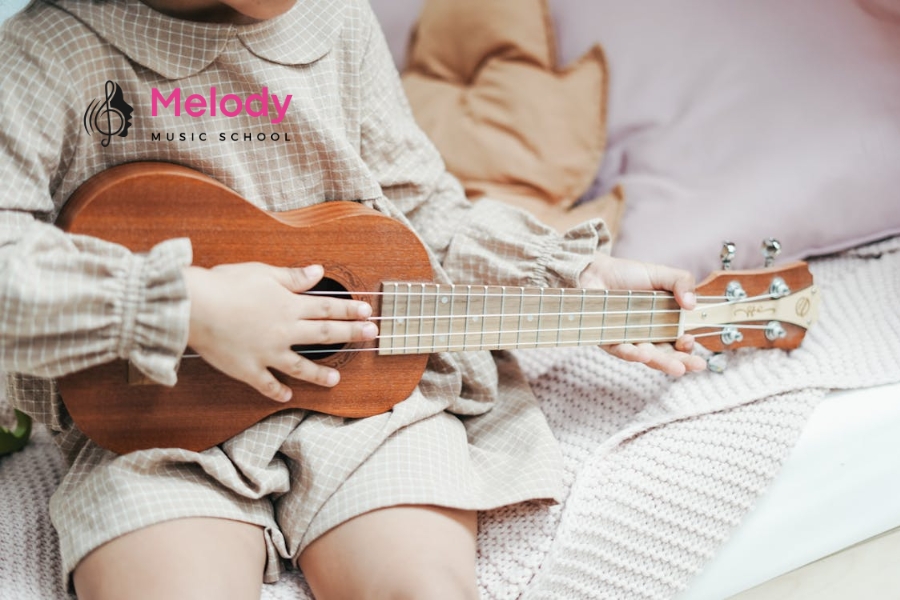 Top Hãng Ukulele Tốt Nhất 2025 Cho Người Mới 28 Chọn thương hiệu ukulele phù hợp cần cân nhắc chất âm, độ bền, giá và mục tiêu học