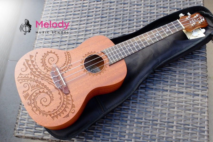 Top Hãng Ukulele Tốt Nhất 2025 Cho Người Mới 21 Luna là thương hiệu ukulele nghệ thuật với thiết kế độc đáo và âm thanh chất lượng