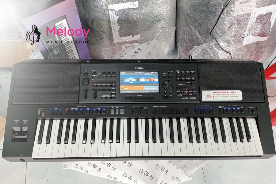 Top Organ Yamaha Đám Cưới Tốt Nhất 2025 9 Yamaha PSR-SX900 là đàn organ đám cưới chuyên nghiệp với tính năng biểu diễn tối ưu