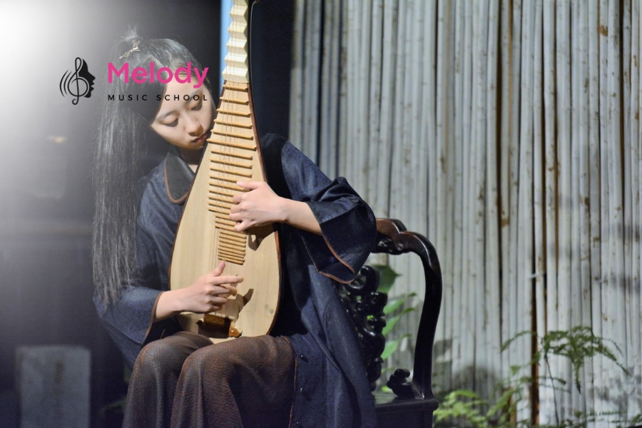 Khóa Học Đàn Tỳ Bà Từ Cơ Bản Đến Chuyên Nghiệp 4 Học đàn tỳ bà tại Melody có lộ trình cá nhân hóa, cơ sở hiện đại, diễn tập và chứng chỉ