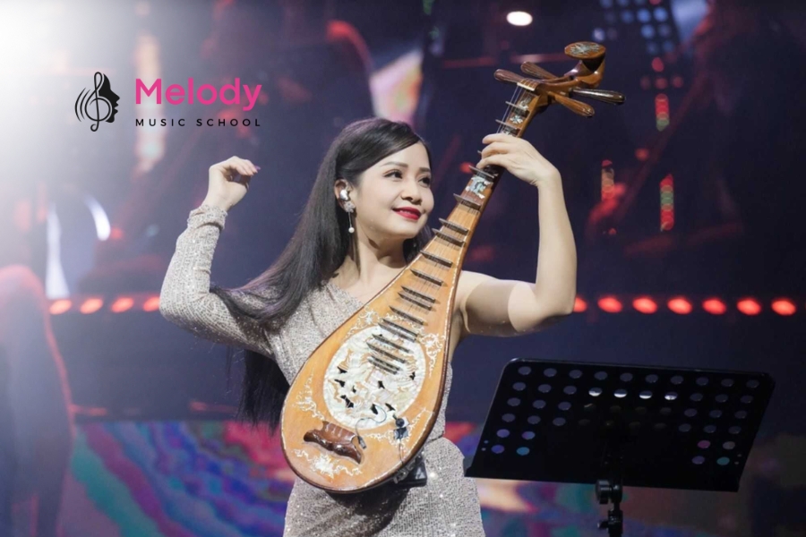 Khóa Học Đàn Tỳ Bà Từ Cơ Bản Đến Chuyên Nghiệp 5 Chương trình học đàn tỳ bà tại Melody gồm kỹ thuật cơ bản, nâng cao và biểu diễn