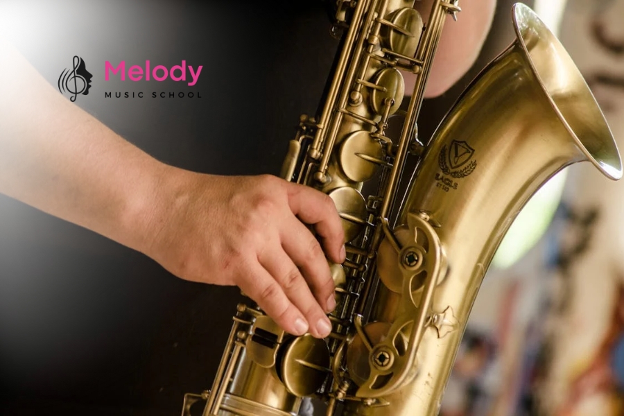 Khóa Học Kèn Saxophone Từ Cơ Bản Đến Chuyên Nghiệp 5 Chương trình saxophone tại Melody gồm kỹ thuật cơ bản, nâng cao và luyện jazz, blues