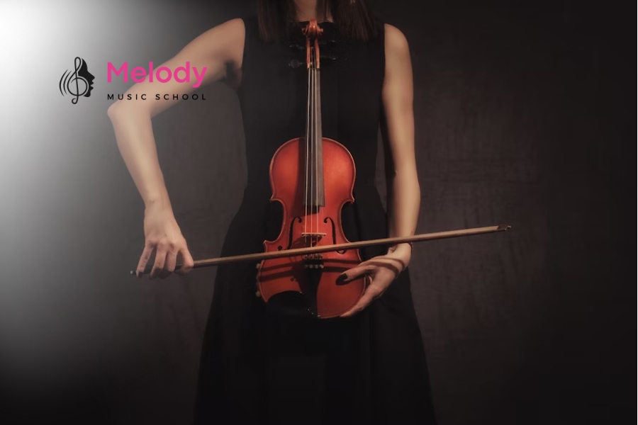 Khóa Học Đàn Violin Từ Cơ Bản Đến Chuyên Nghiệp 6 Học phí violin tại Melody dao động từ 3 đến 8 triệu đồng mỗi tháng tùy cấp độ