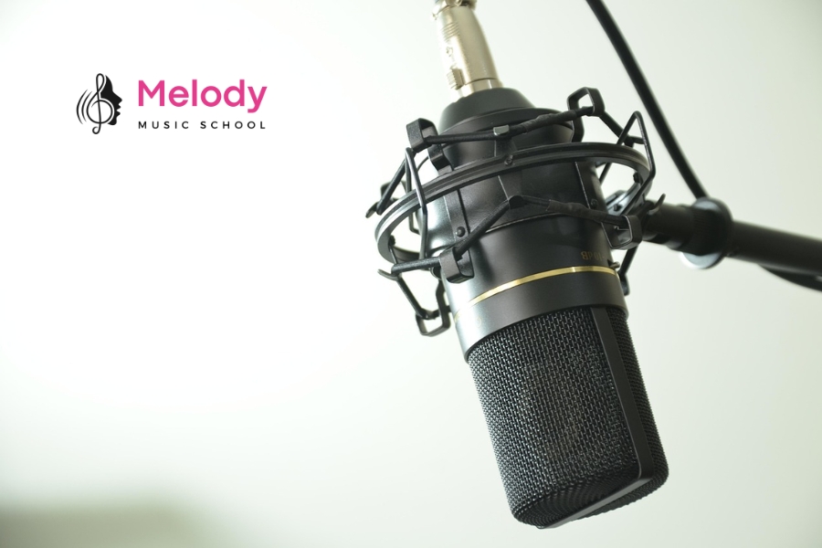 Học thanh nhạc tại Melody giúp phát triển giọng hát, kỹ năng sân khấu và nghề nghiệp